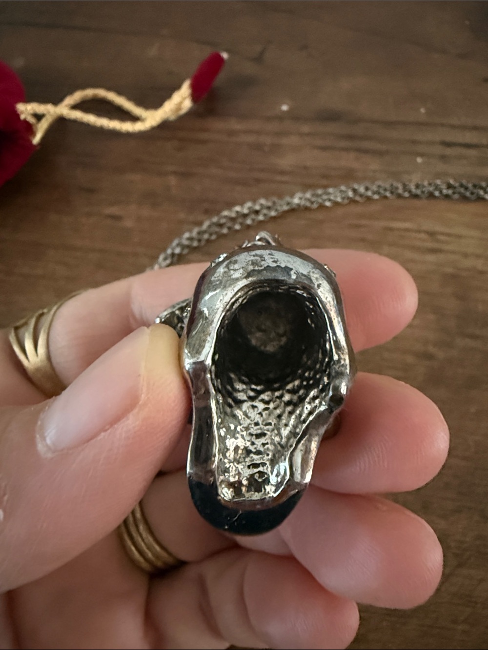 Alexander McQueen Silver Crystal Skull & Bumblebee Pendant Necklace - Picture 3 of 6